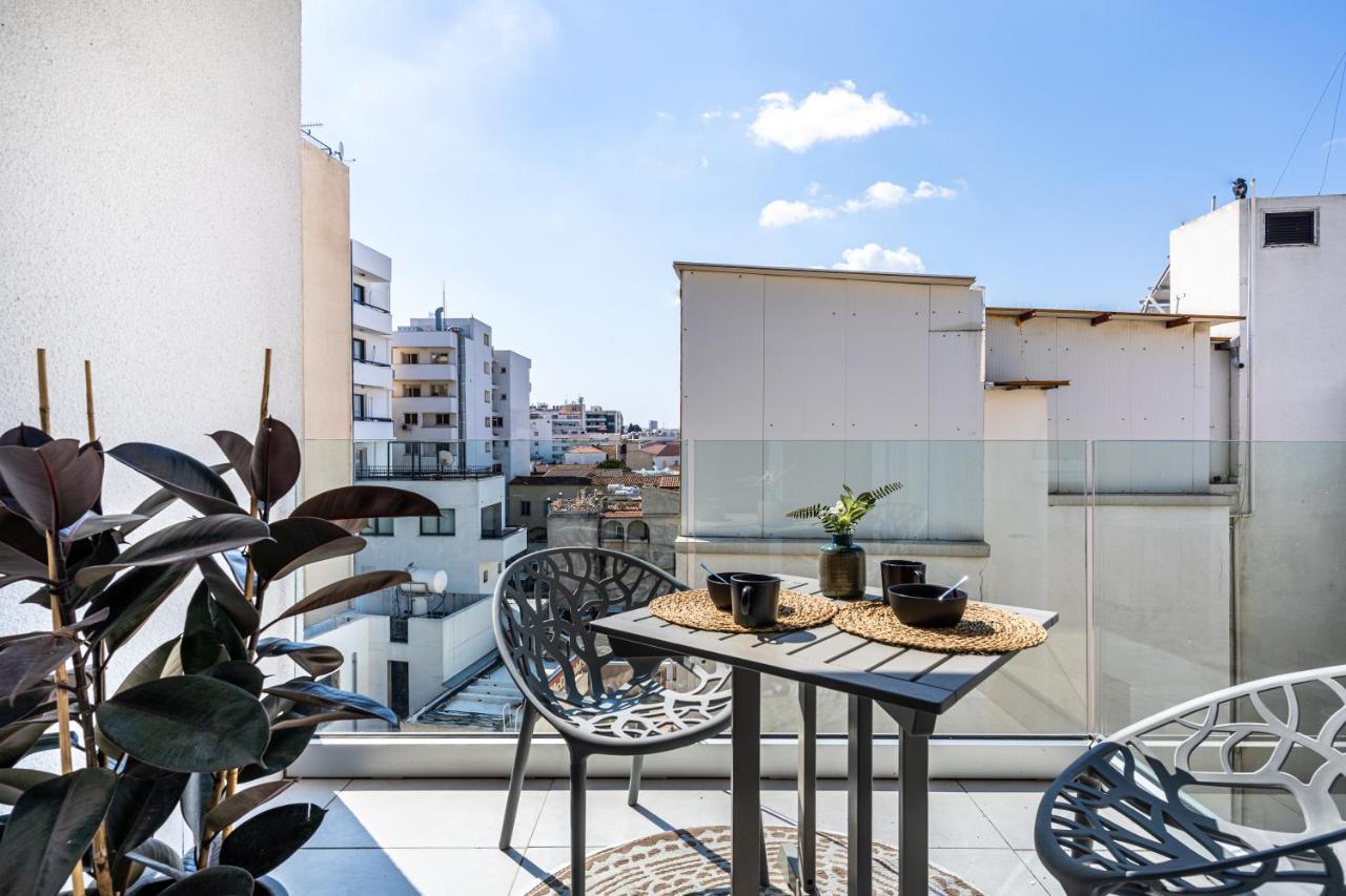 Made With Love 1-Br Apt By Finikoudes Beach Larnaca Exterior foto